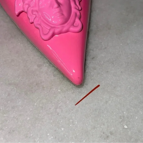 New Versace Pink Palazzo Medusa Patent Leather Pointed Toe Pump in Pink - Picture 17 of 17